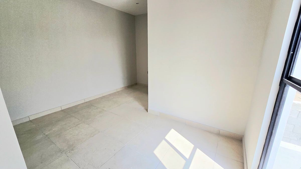 13 de 14: Vestidor y Baño Recámara principal