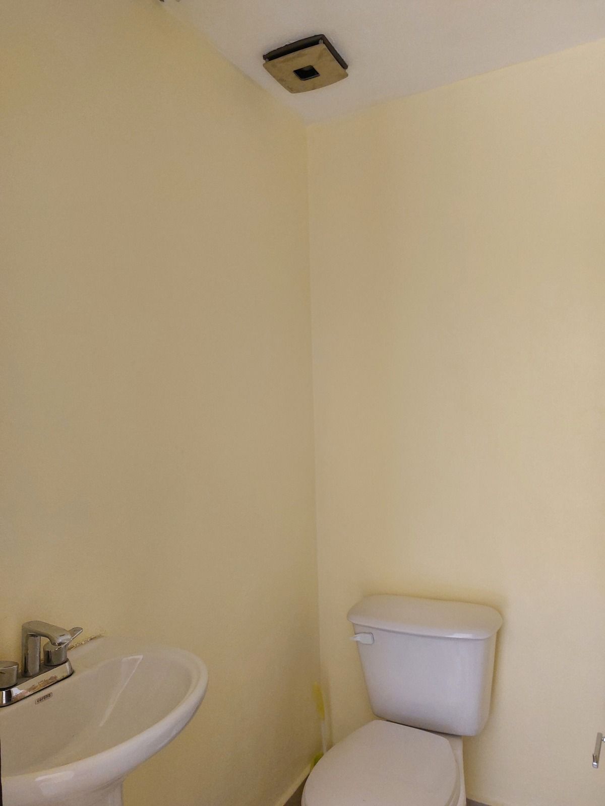 8 de 13: Baño 3er espacio