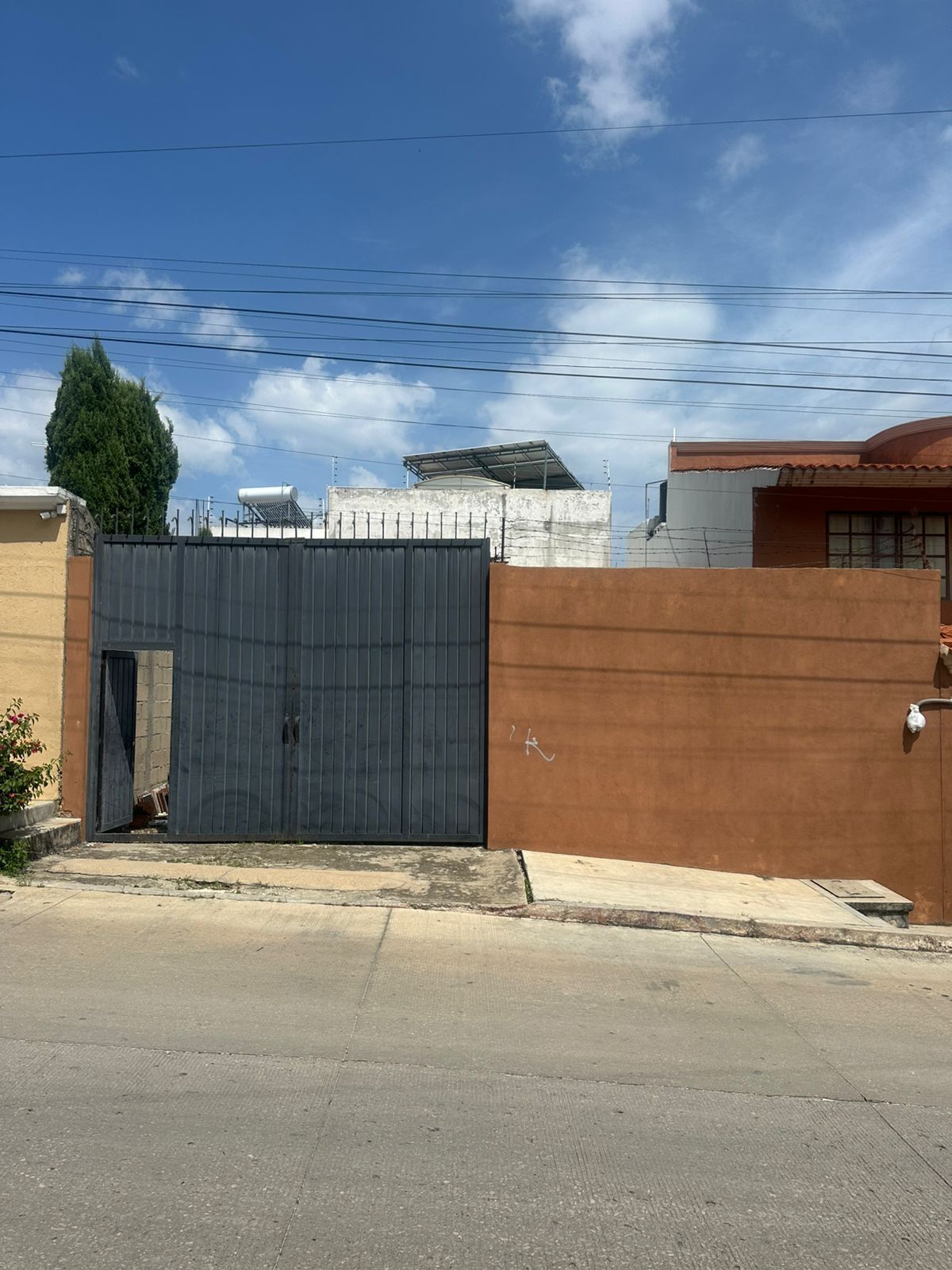 1 de 7: Fachada terreno