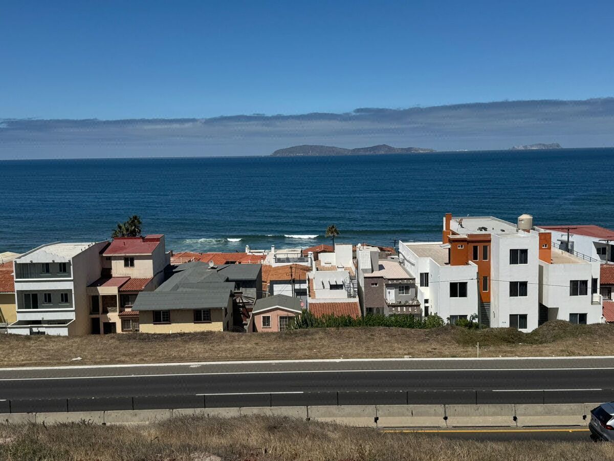 House in Haciendas del Mar, Tijuana, photo 27 of 30