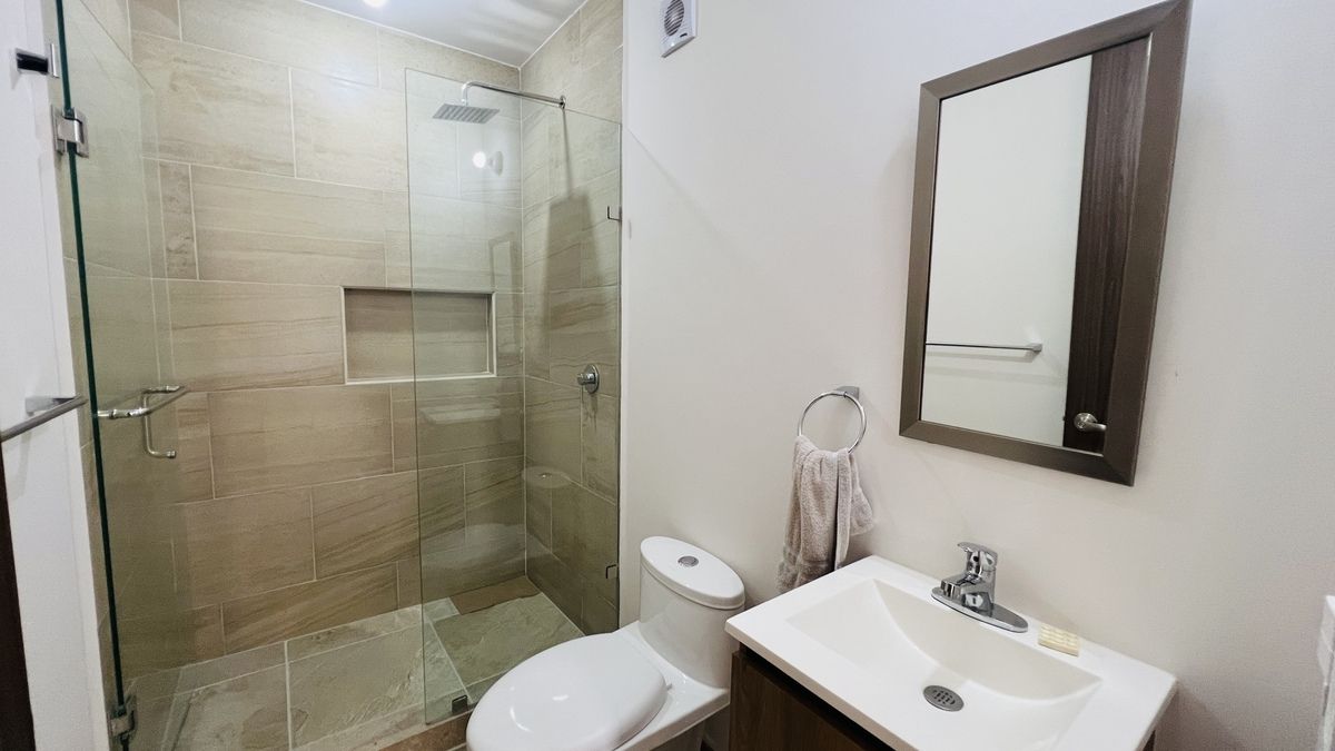 8 de 16: baño de visitas