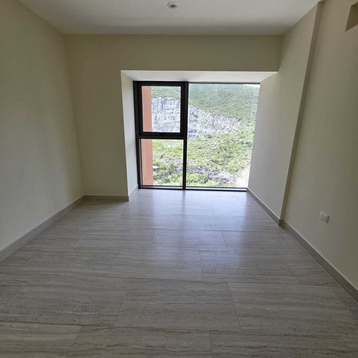 5 de 18: HABITACION SECUNDARIA