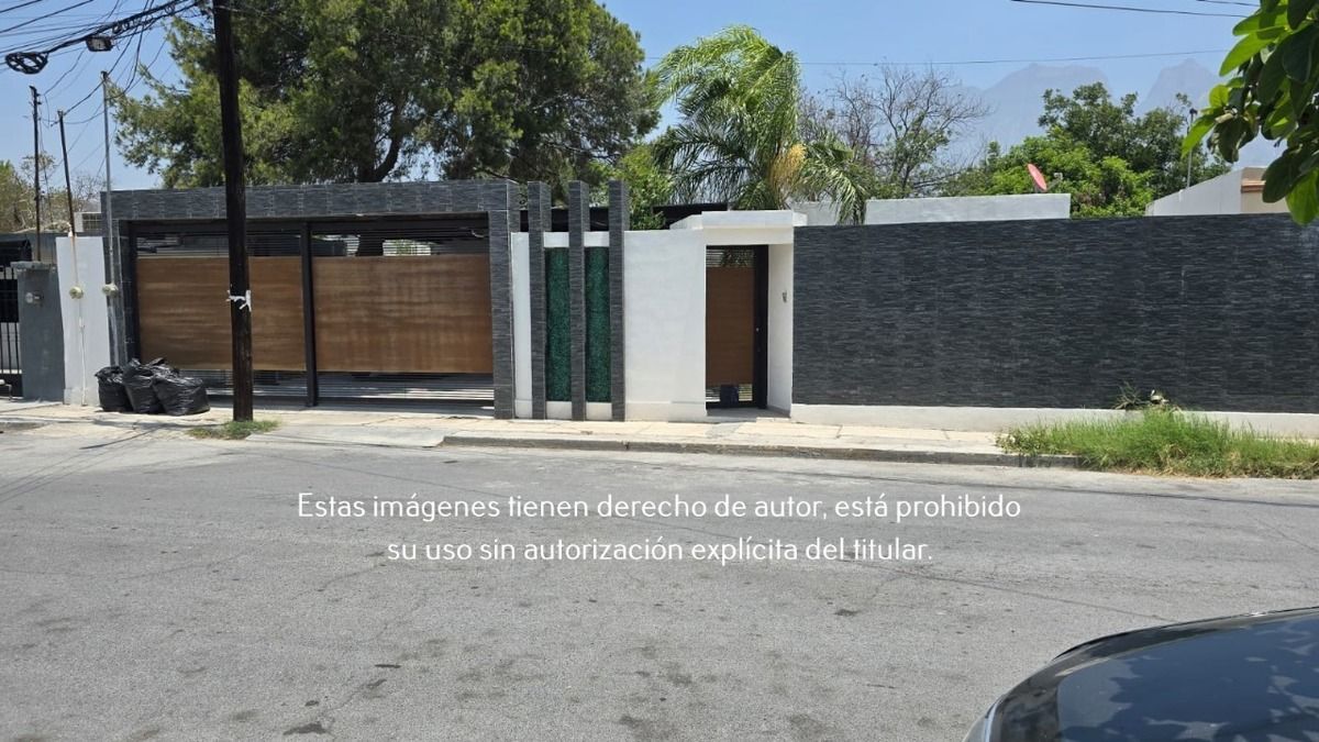1 of 21: Moderna fachada