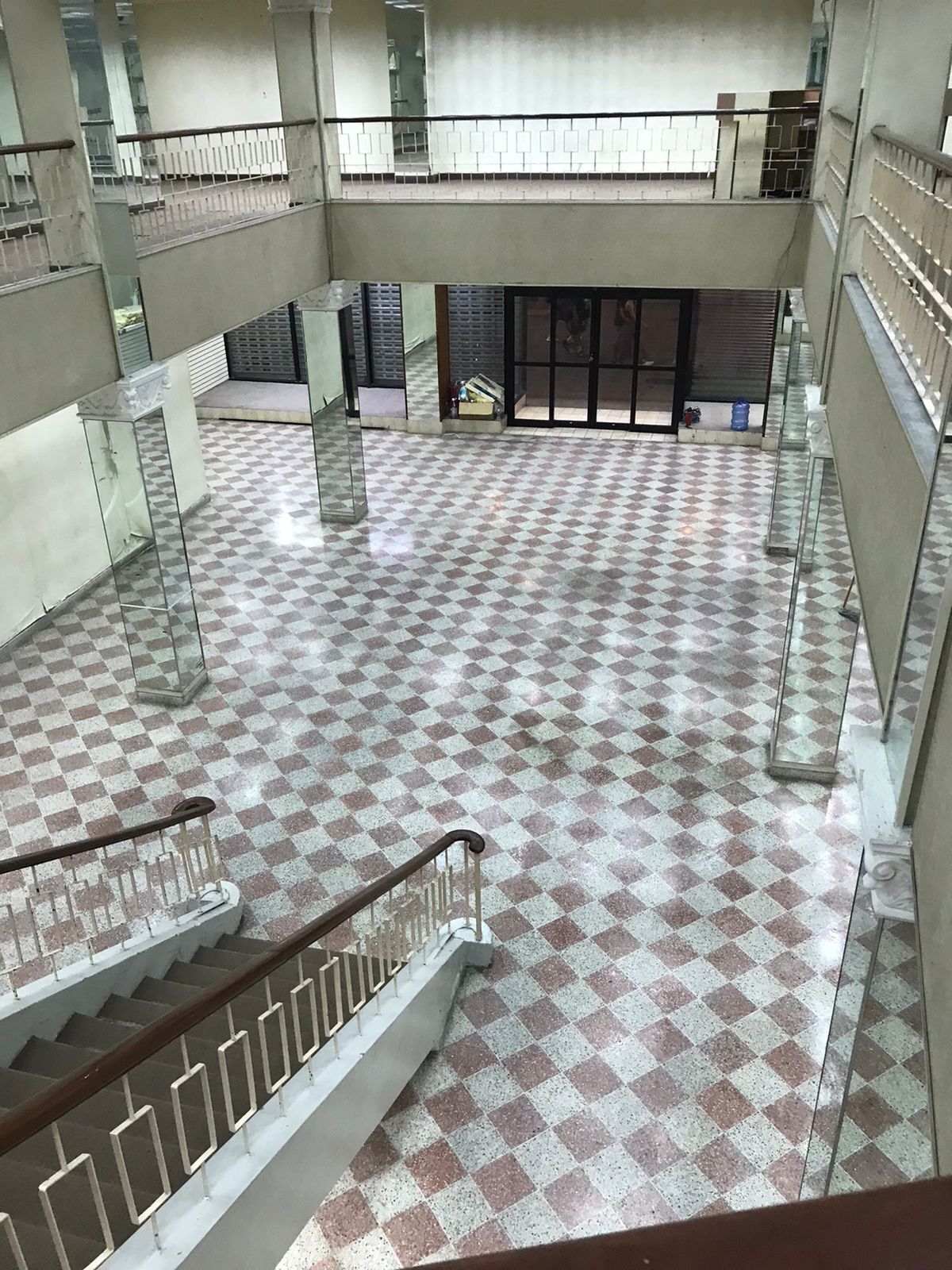 2 de 17