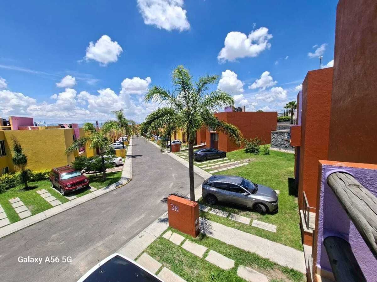 4 de 30