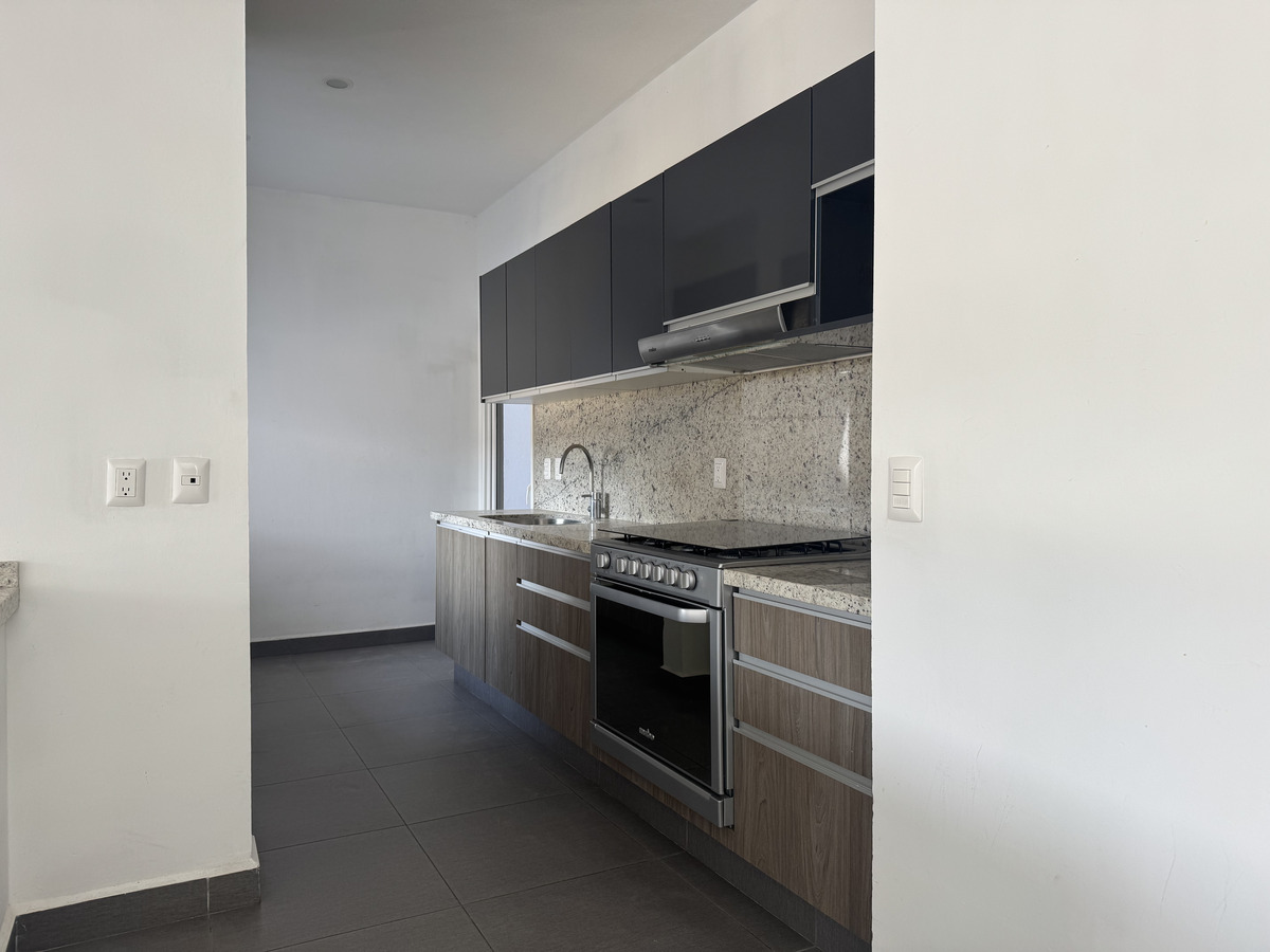 5 of 32: Cocina
