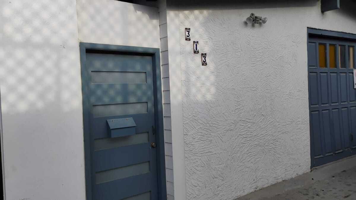 3 of 8