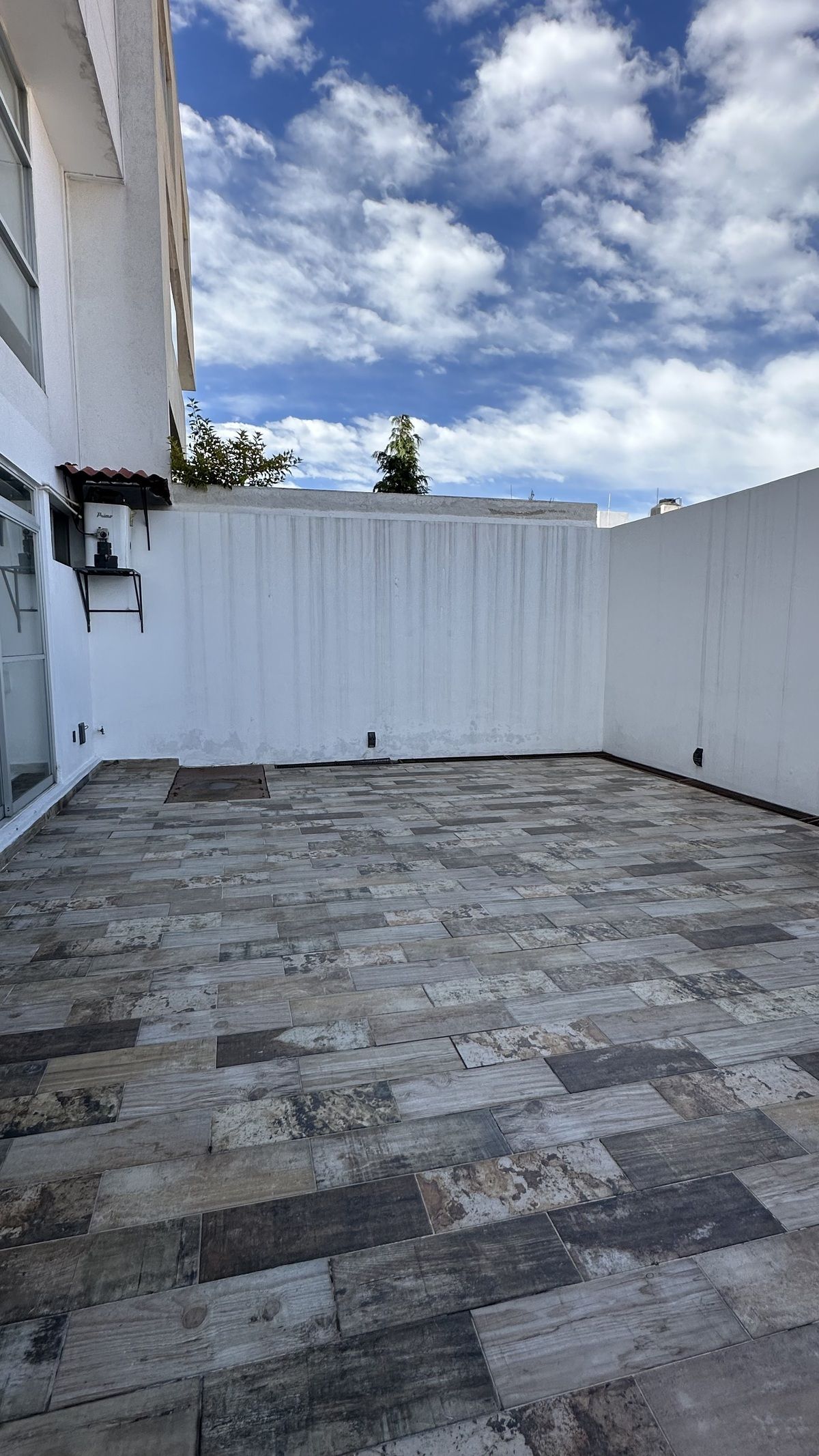 8 de 34: Patio