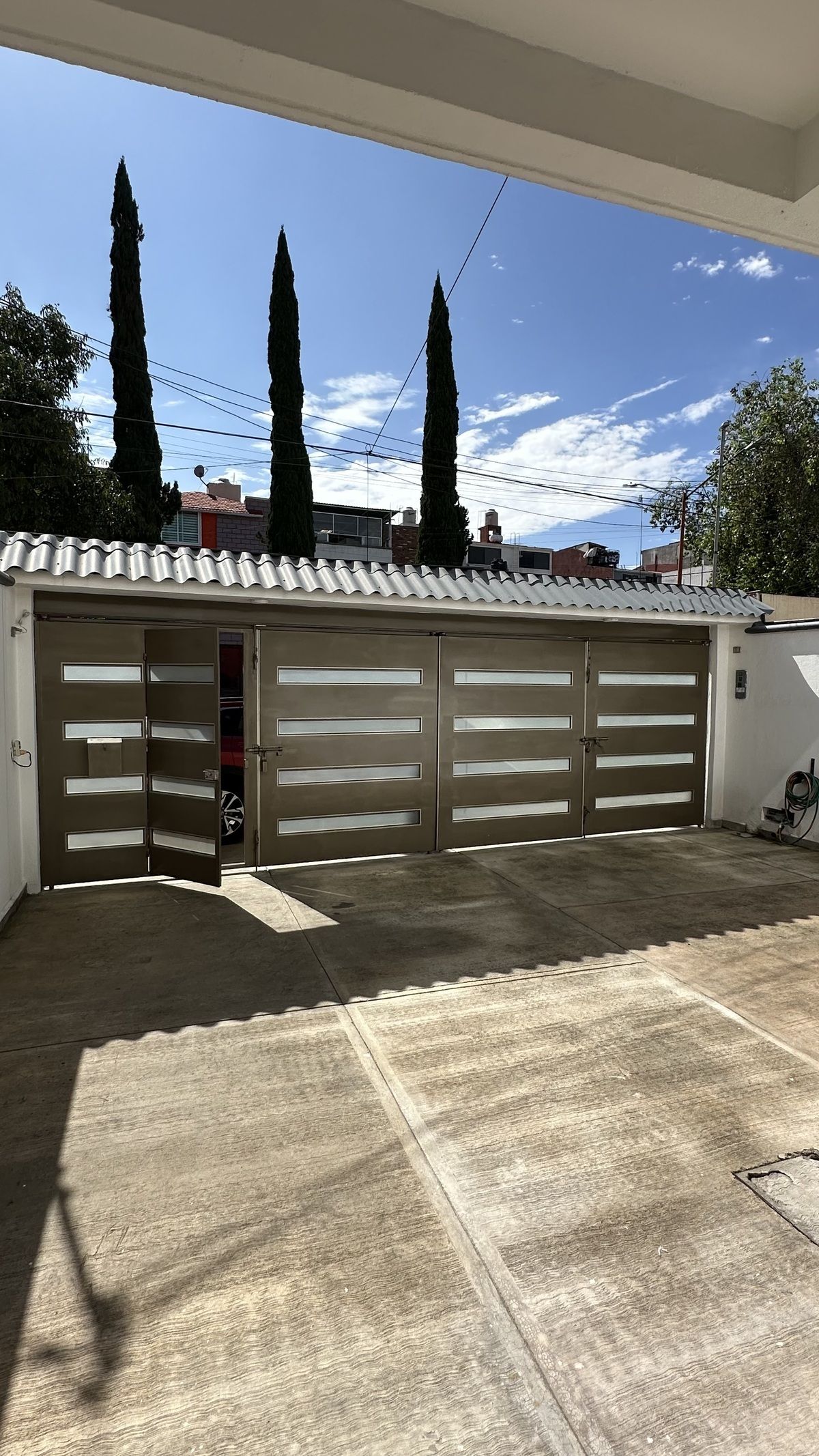 30 de 34: Garage
