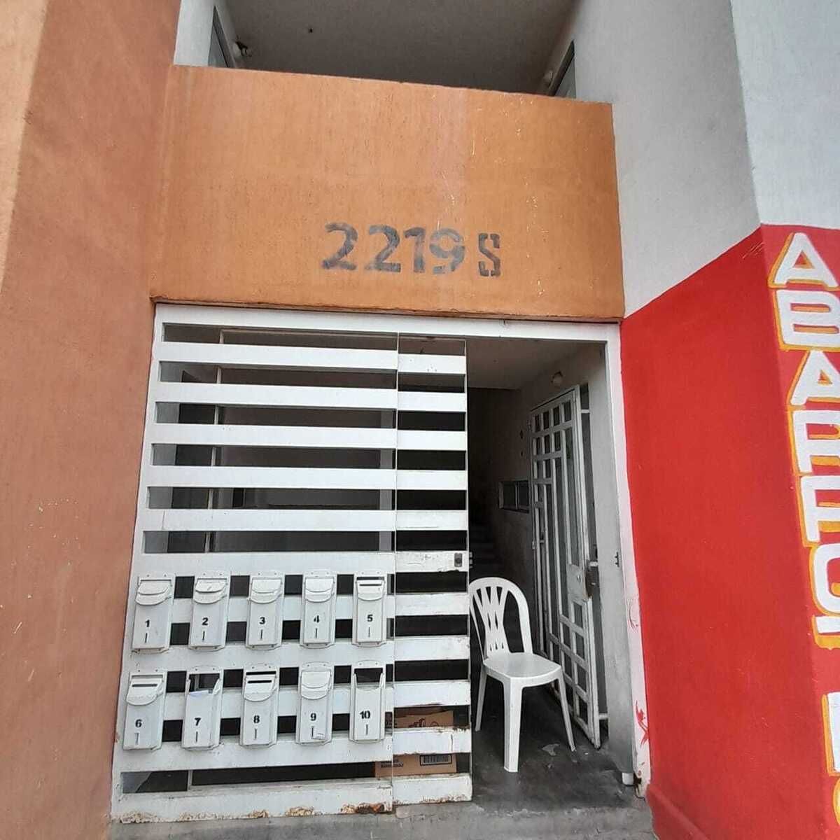 4 de 17