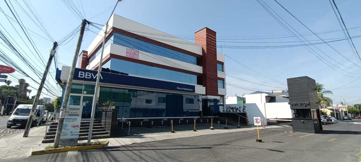 4 de 23