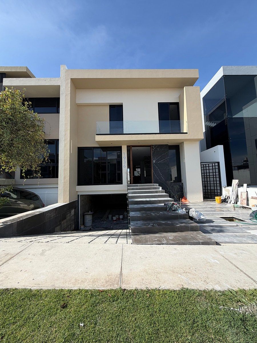 Casa en venta en Valle Imperial Zapopan, foto 1 de 28