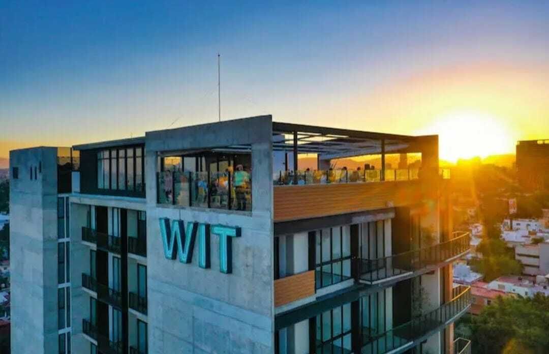2 de 10: VISTA WIT