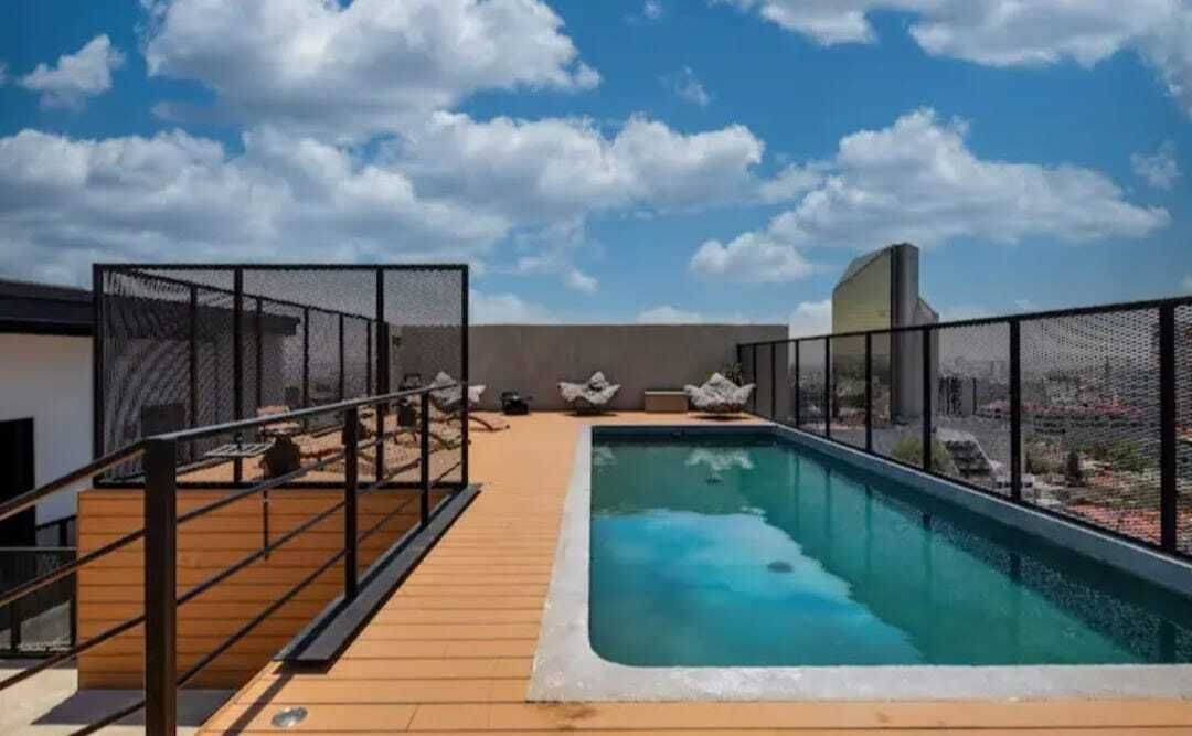 1 de 10: ALBERCA, ROOF Y TERRAZA, AREA DE ASADOR