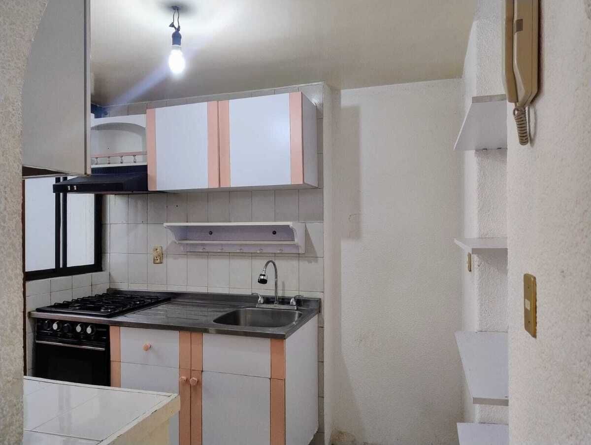 13 of 27: Cocina