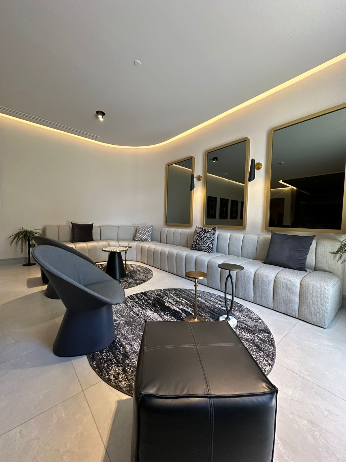 1 de 35: Salón de eventos