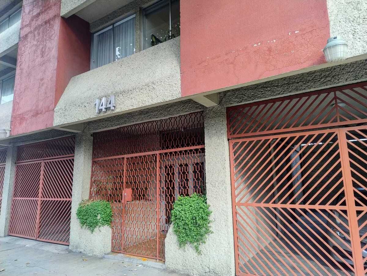 1 de 29: Fachada