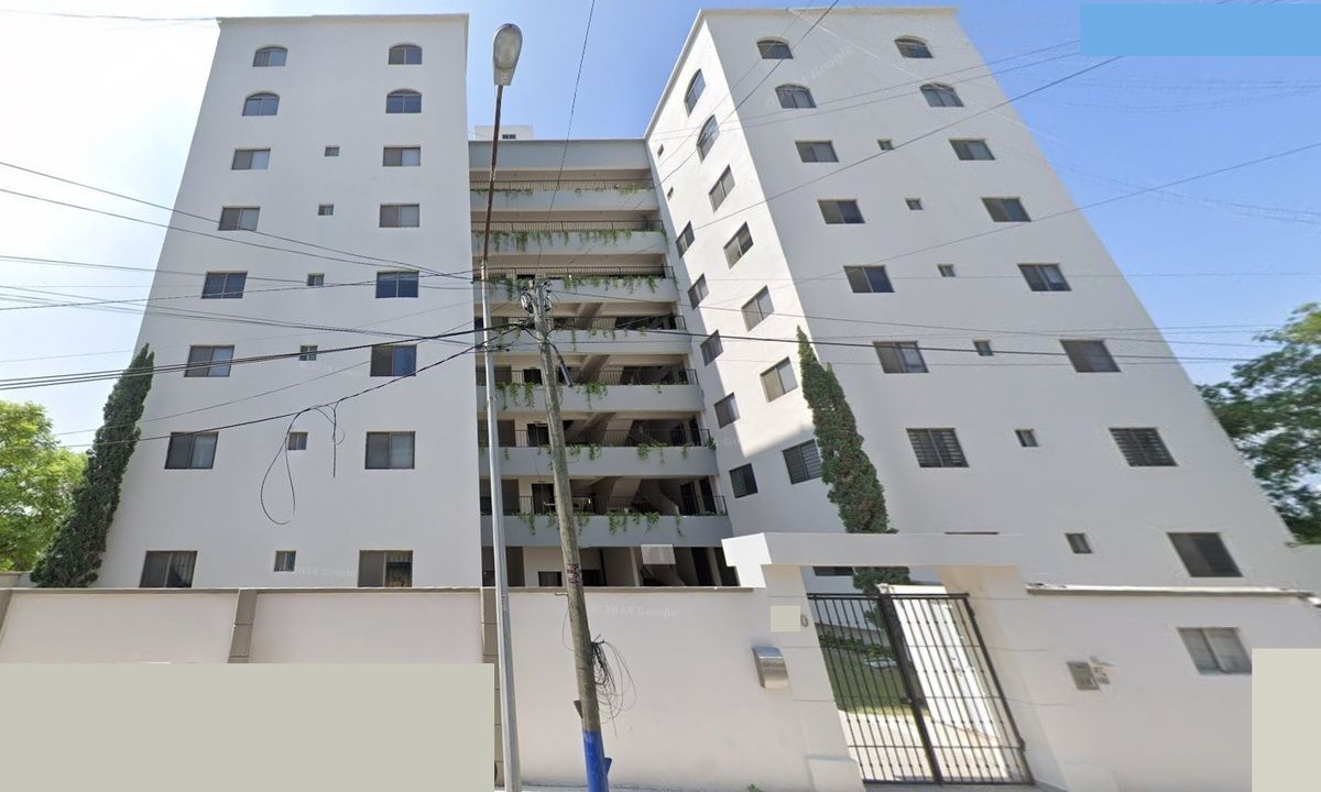 1 de 10: FACHADA