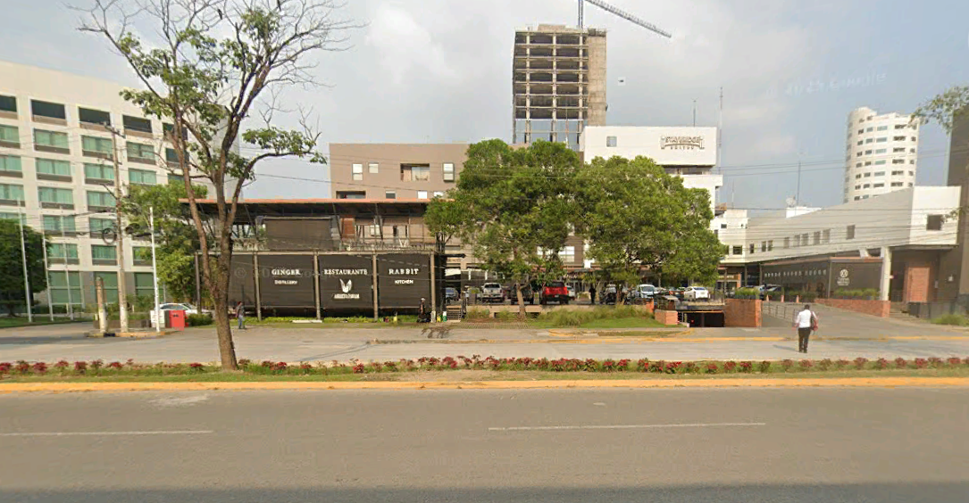 1 de 22: FACHADA PLAZA RÍO