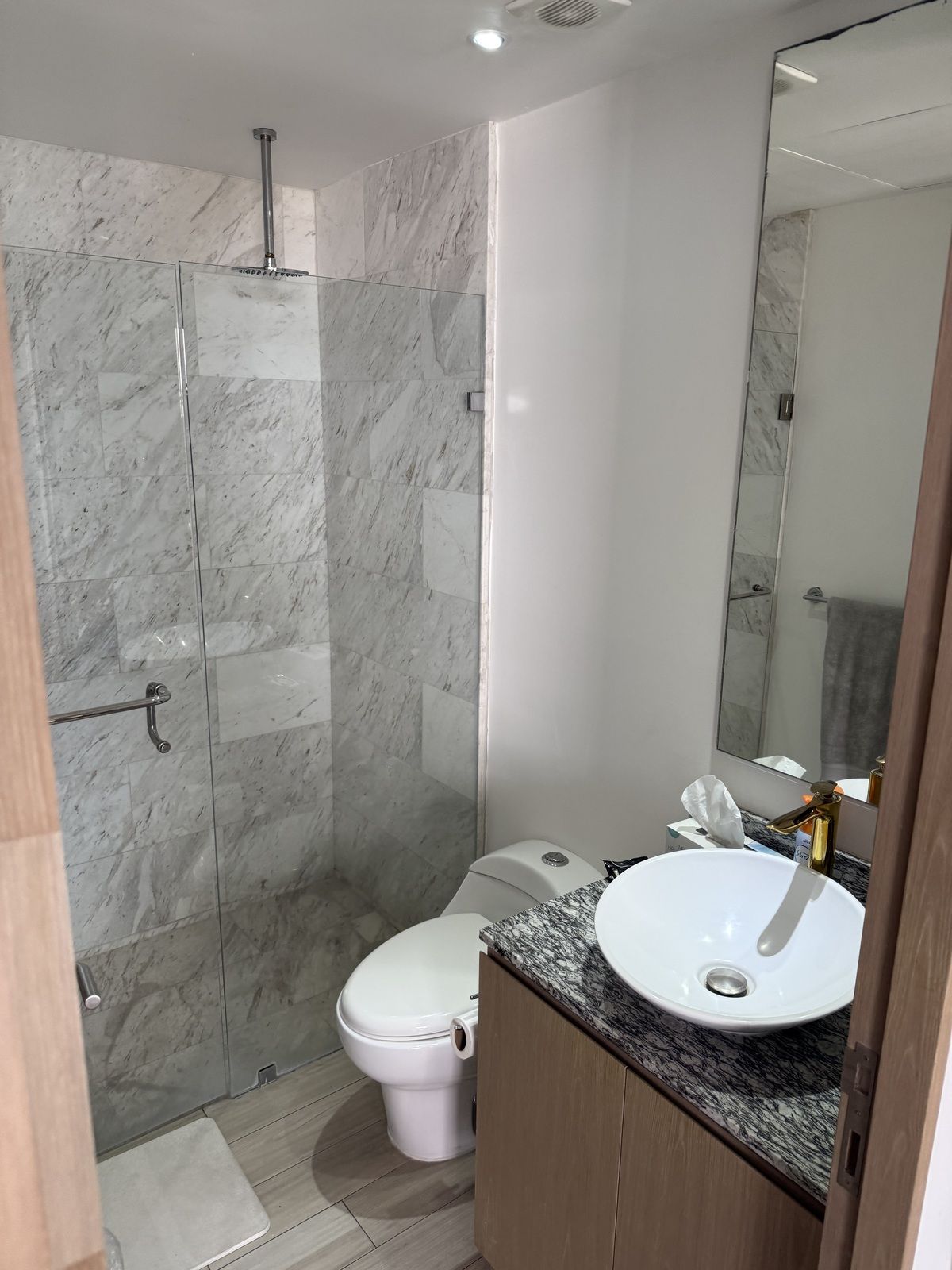 11 de 22: Baño
