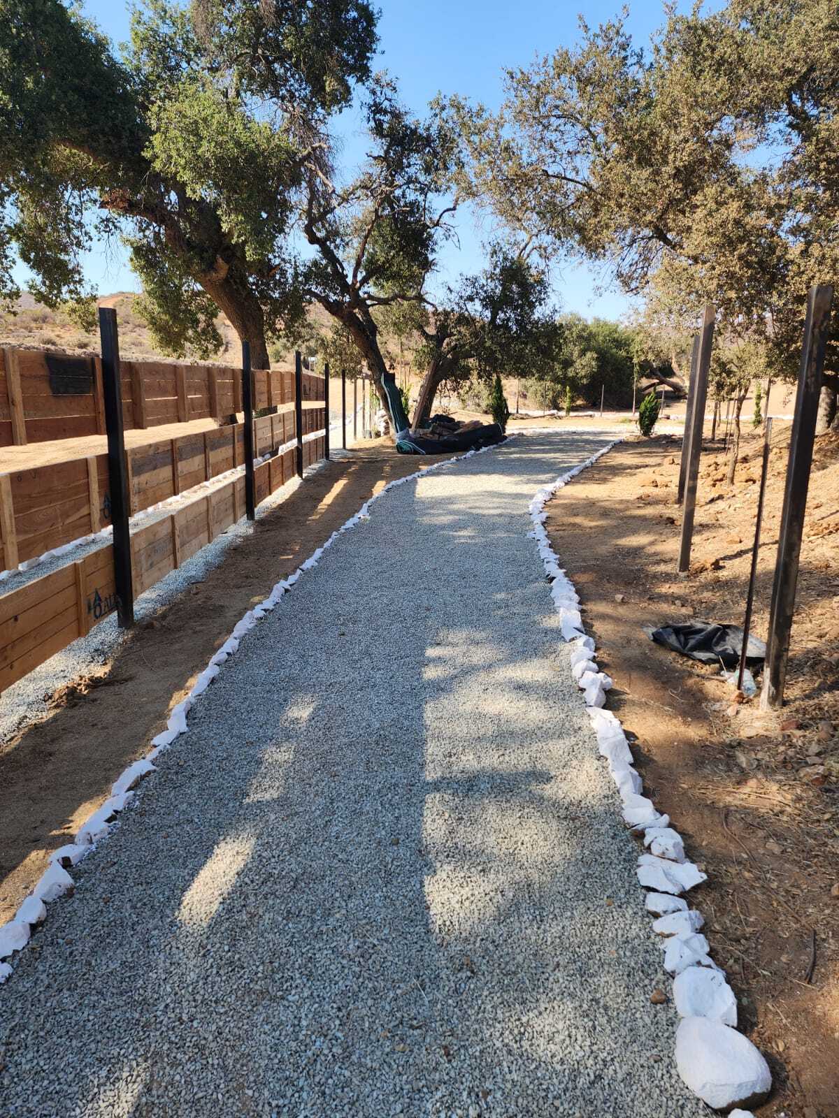 29 of 33: Acceso juegos infantiles