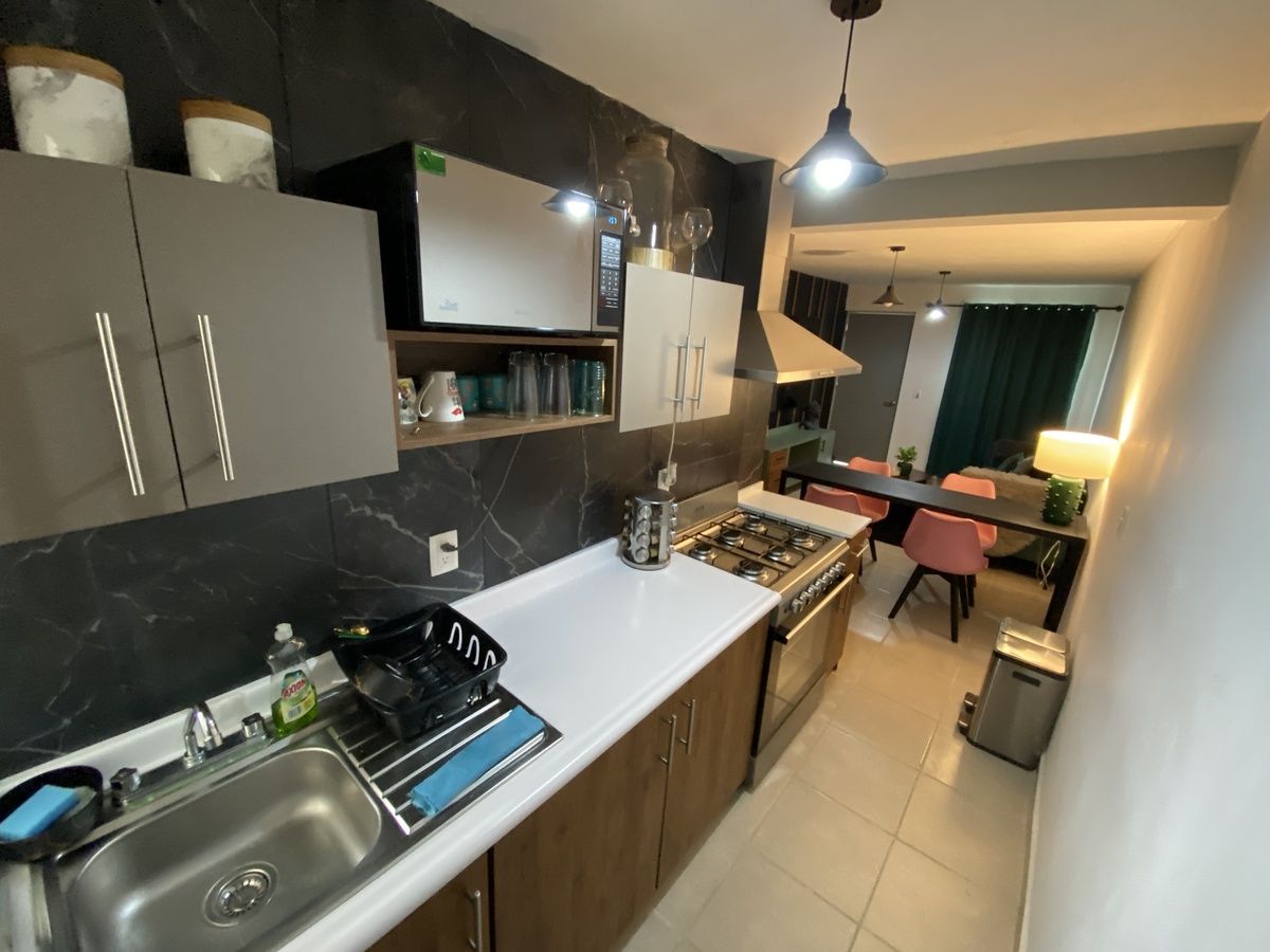 7 of 18: Cocina