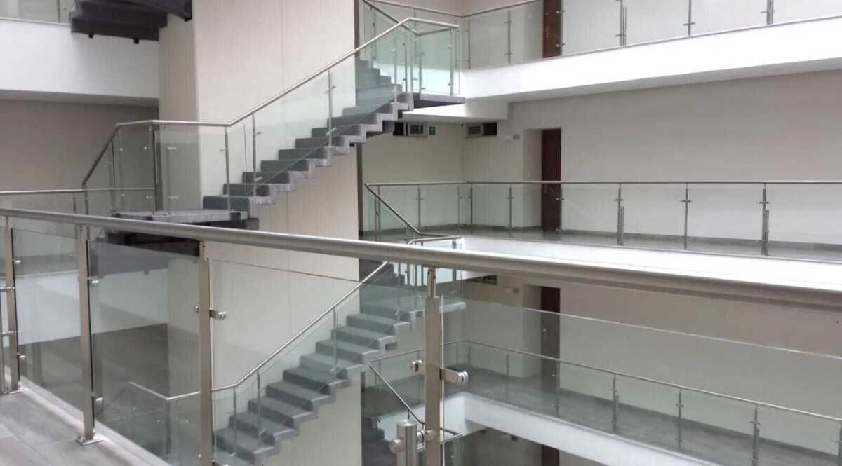 11 de 12: Vista interior del edificio