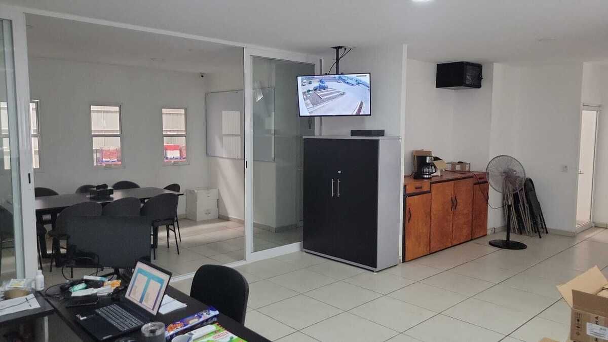5 of 14: Planta Alta Oficinas y sala de Juntas