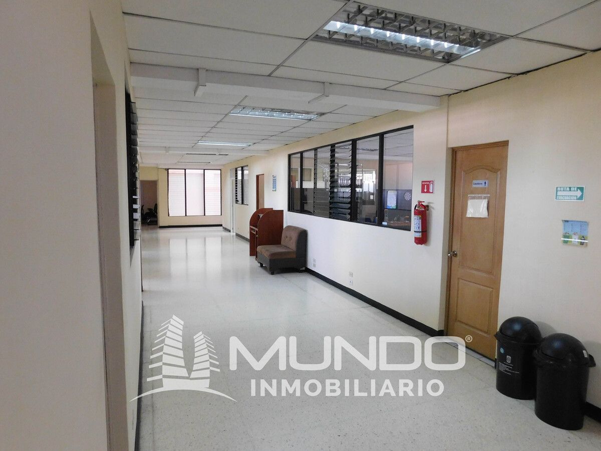 3 de 14: Áreas de oficinas