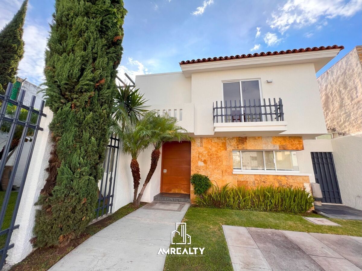 1 of 28: fachada
