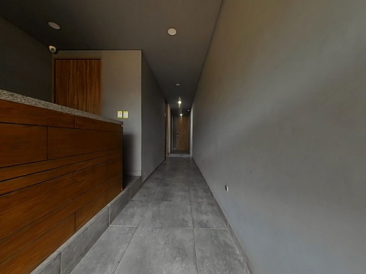 2 de 25: Entrada al edificio