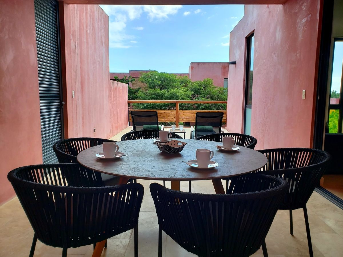 3 de 31: Terraza privada planta alta