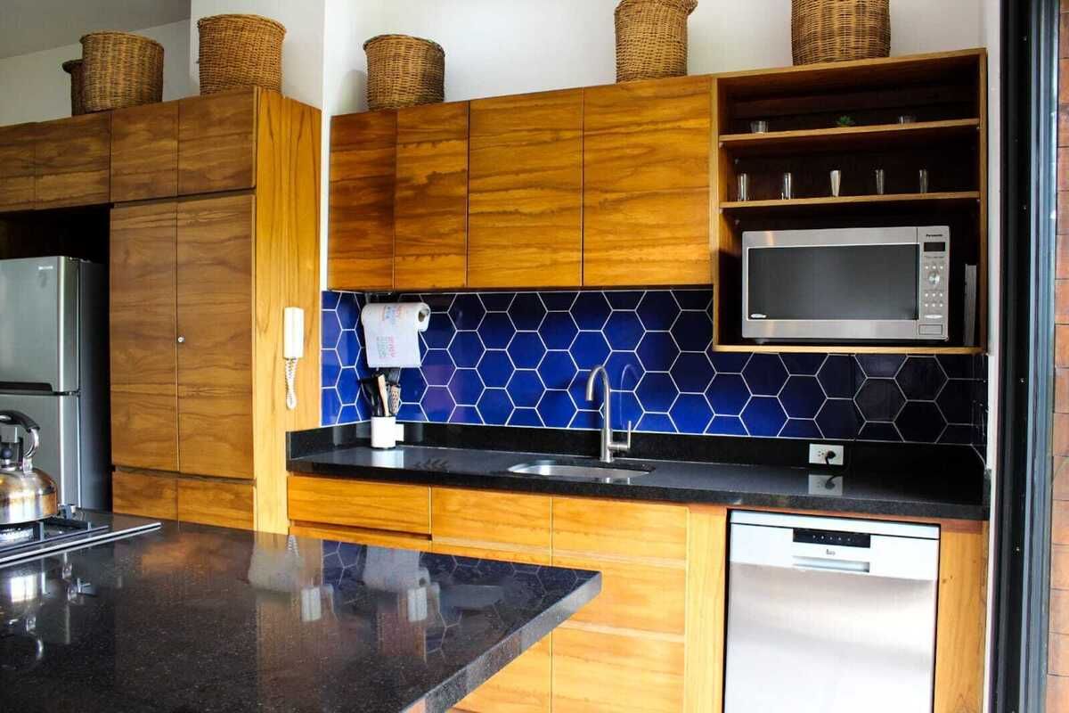7 of 18: Cocina