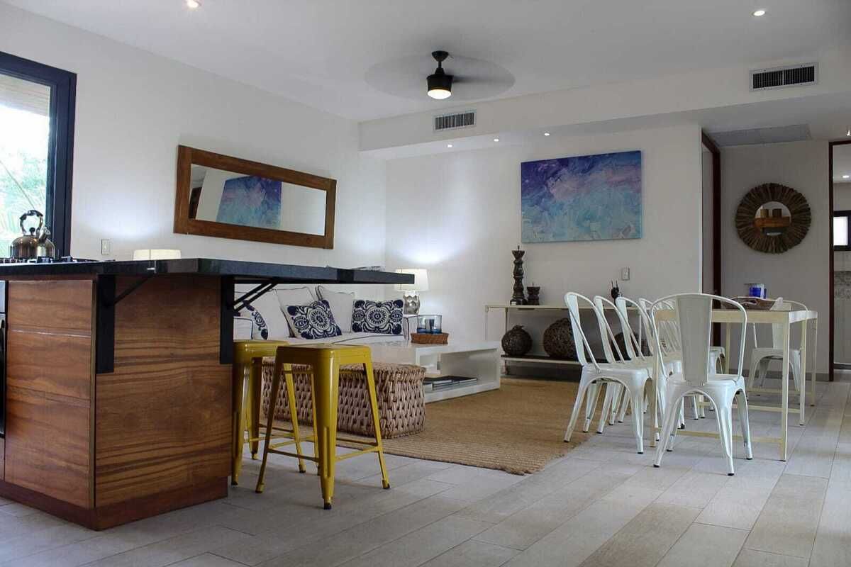 10 de 18: Sala Comedor