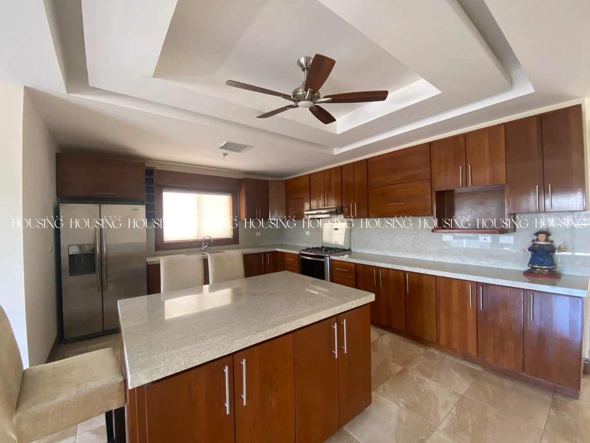 5 of 19: Cocina