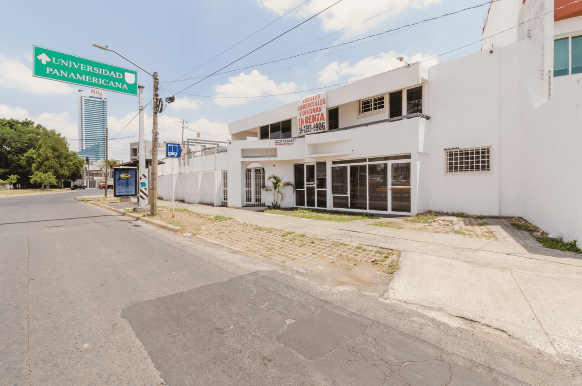 1 de 6: Fachada de la propiedad