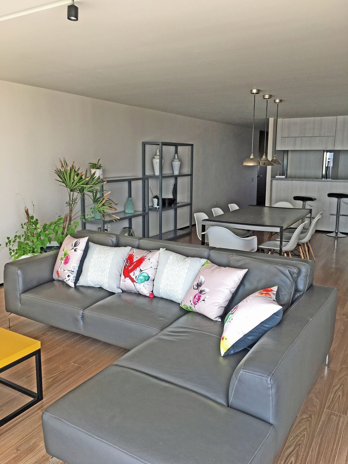 3 de 21: Sala