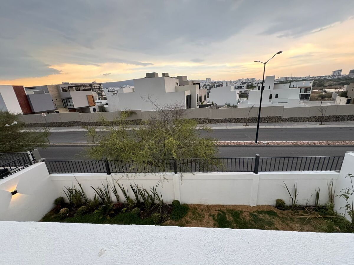 28 de 28