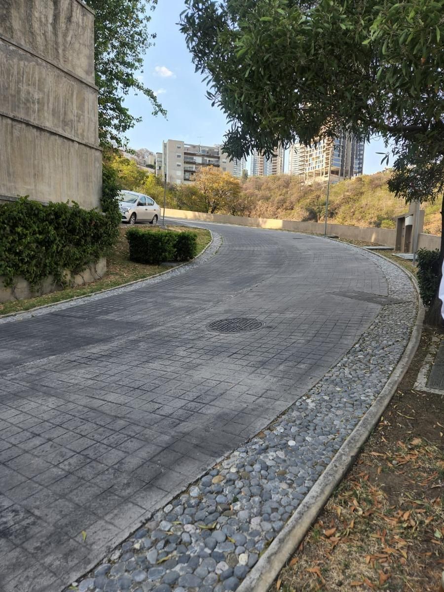 4 de 33