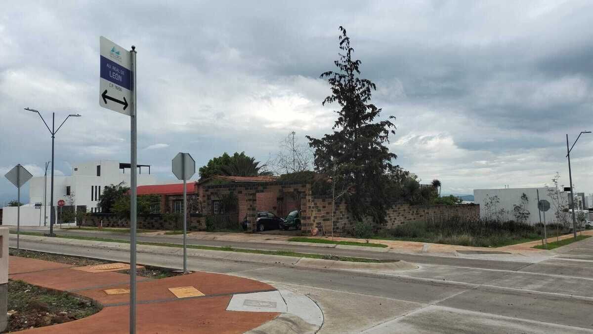 2 de 28