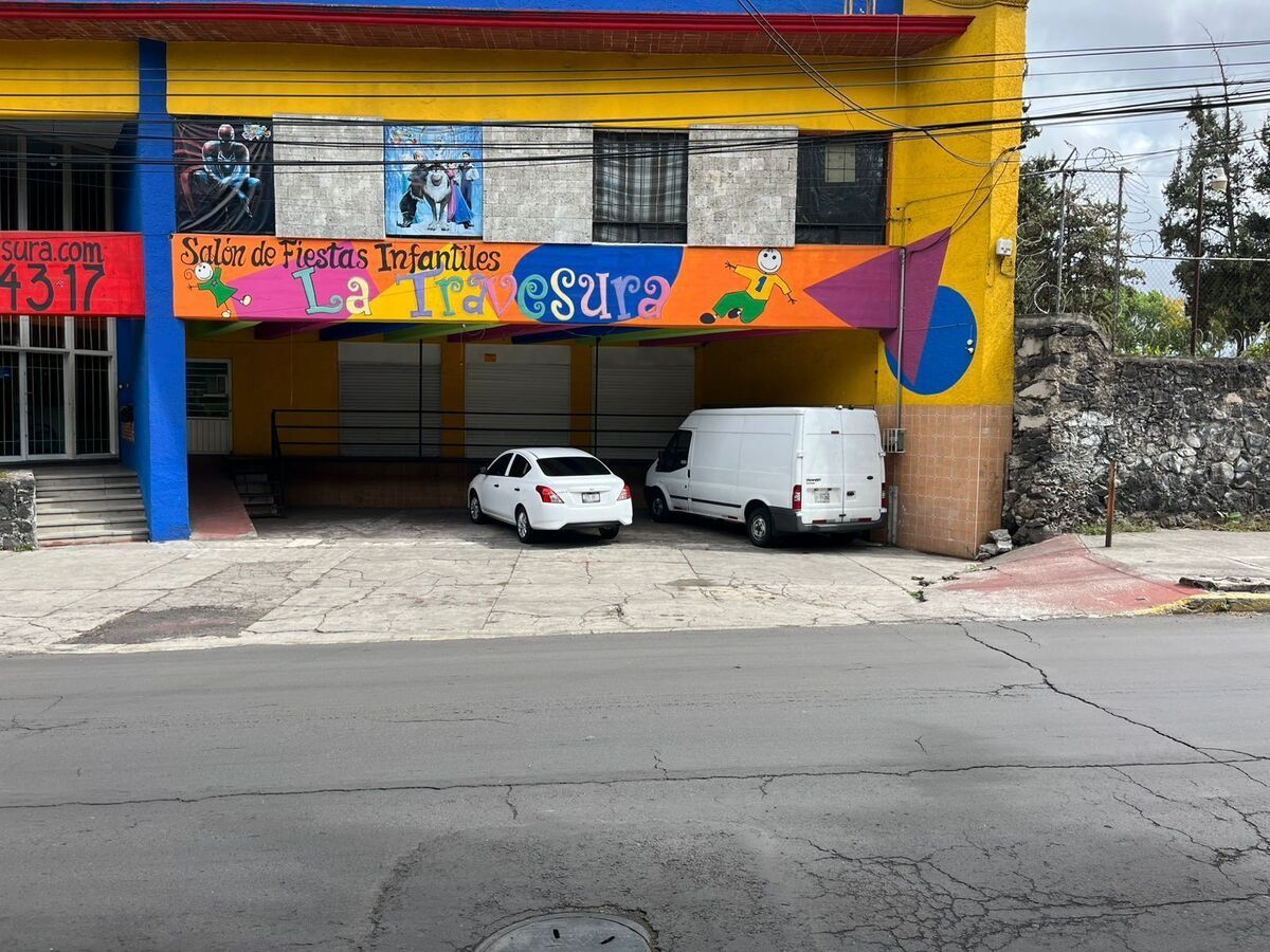 3 de 8