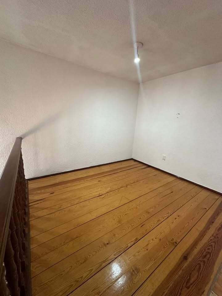 3 de 8