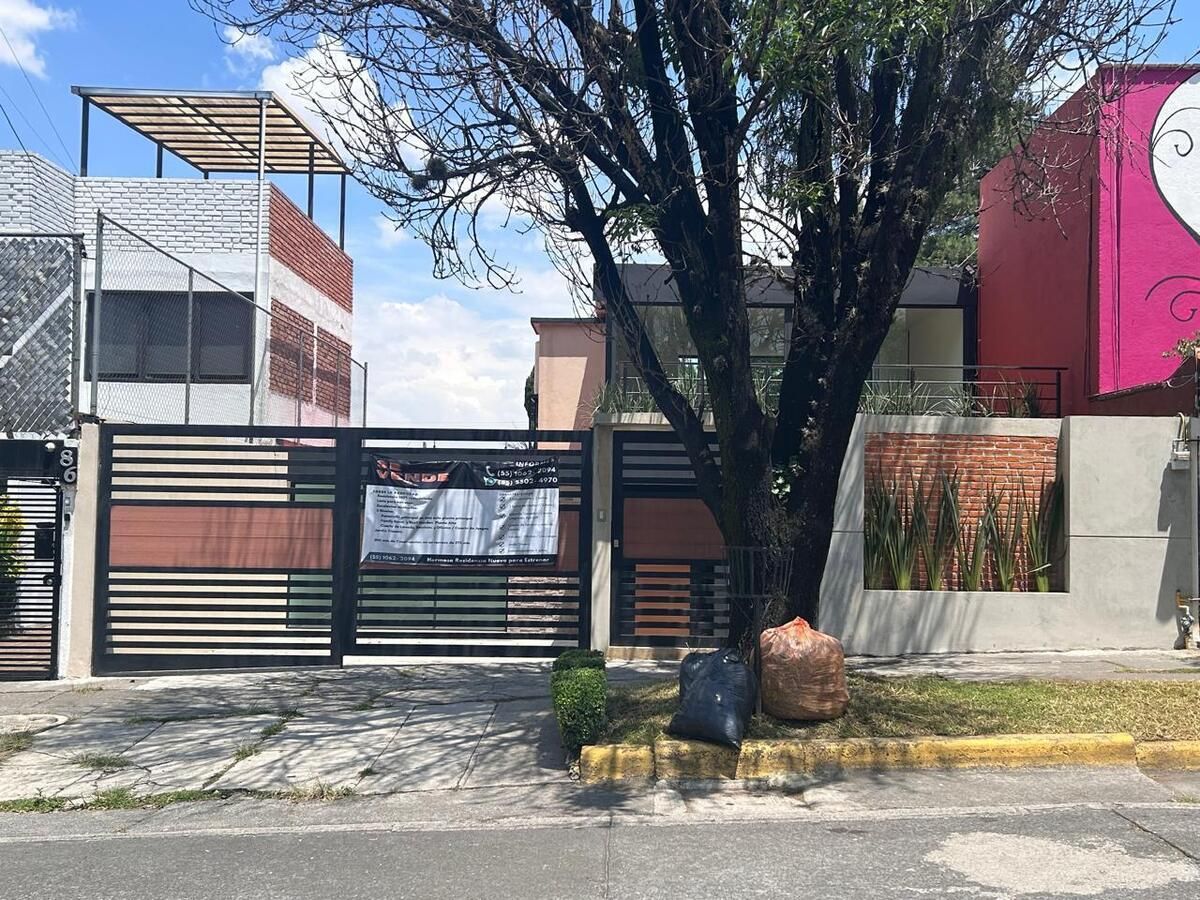 3 of 37: Fachada Exterior 2