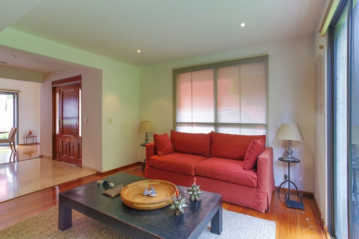 2 de 17: Sala