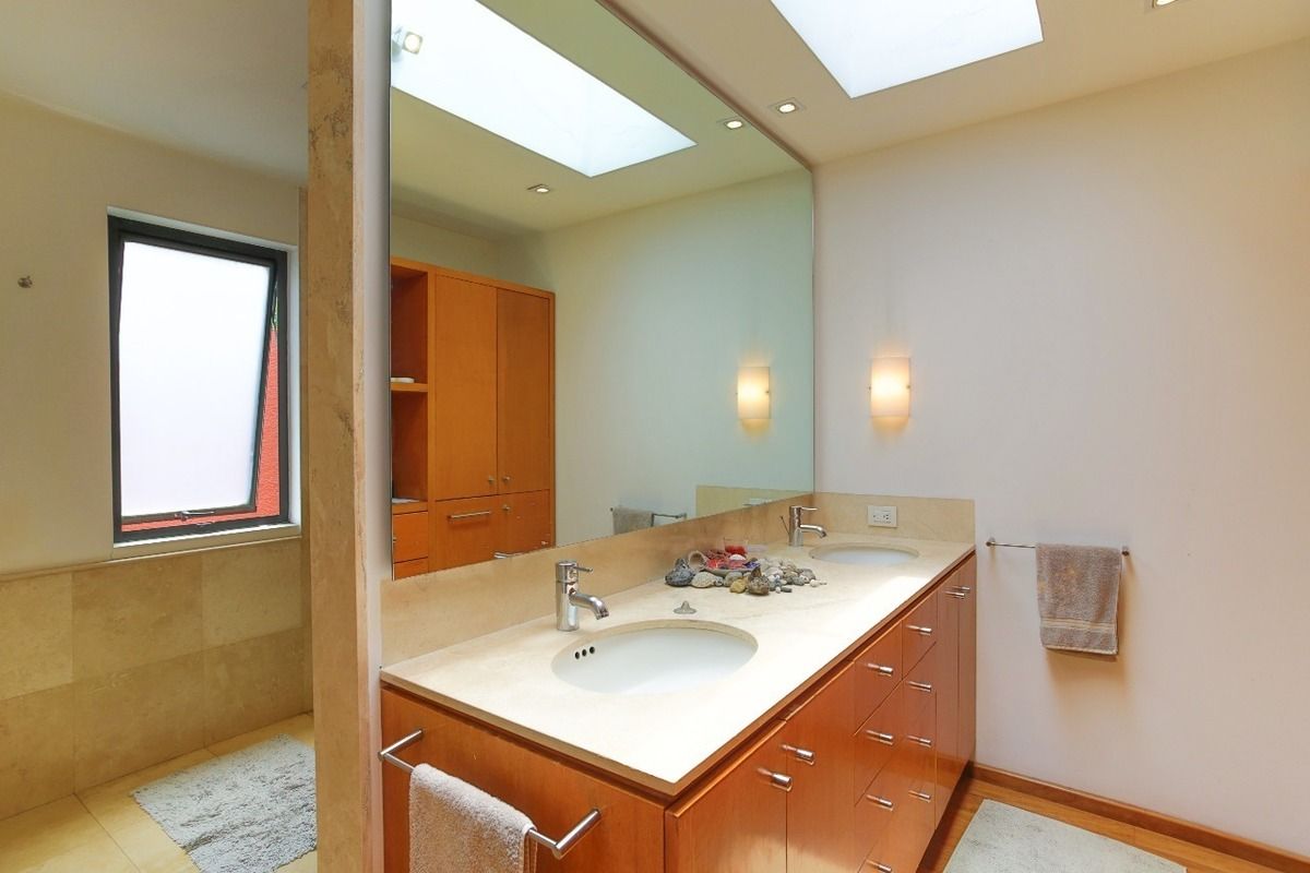 12 de 17: Baño de Recámara Principal