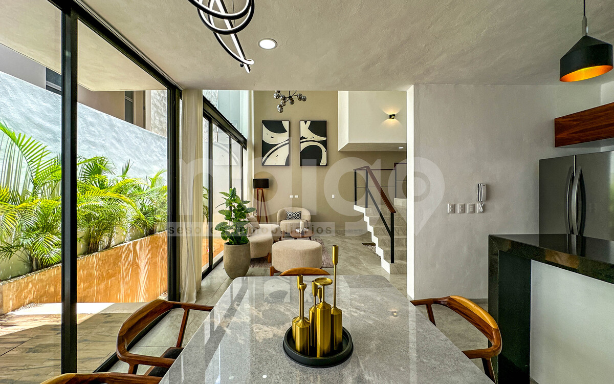 8 de 45: Comedor / Sala Corridos