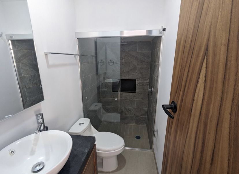 3 de 44: Baño PB