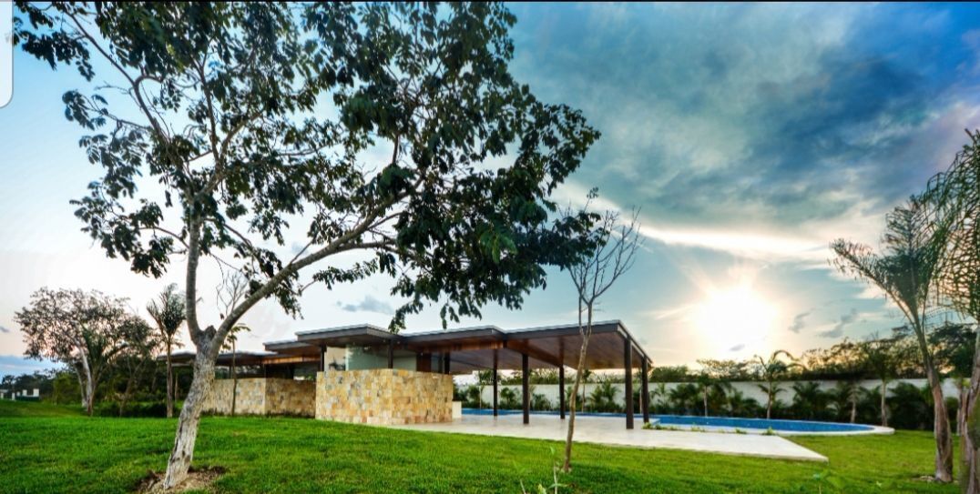 2 de 32: CASA CLUB