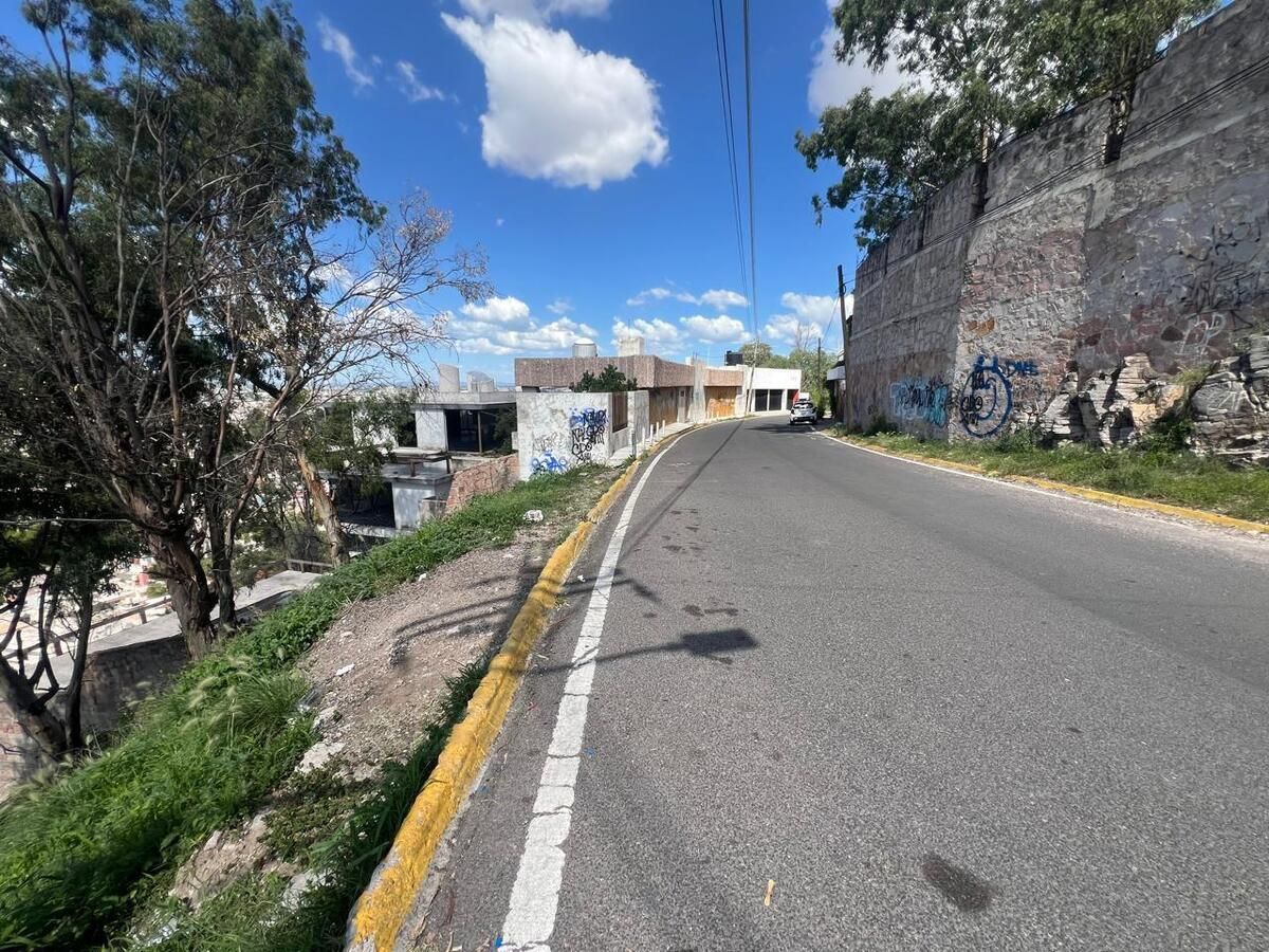 2 de 17