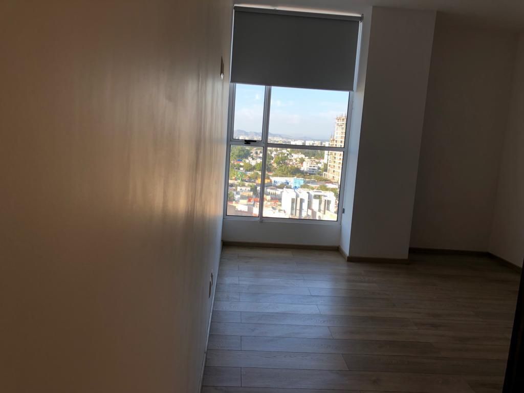 4 de 30